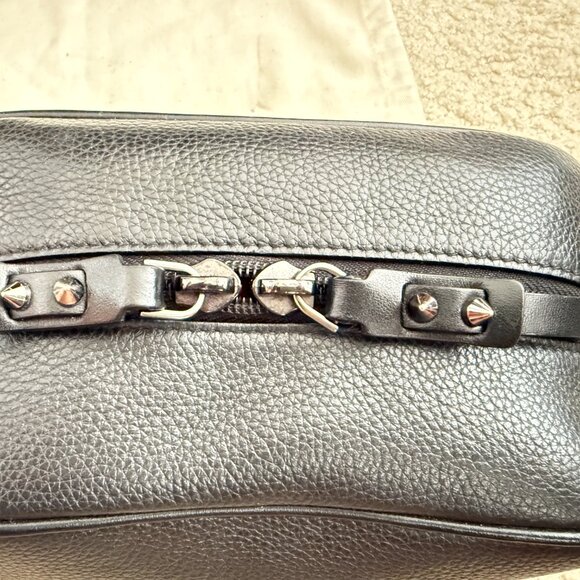 $1095 Auth. CHRISTIAN LOUBOUTIN Made in ITALY Unisex Black Leather Toiletry Bag - Picture 4 of 12